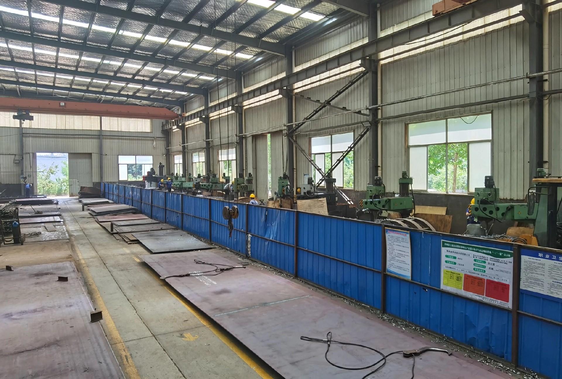 设备照片1_压缩.jpg